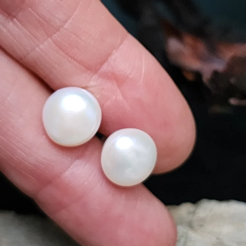 Natural Pearl Studs Round White Freshwater Pearls Studs Simple Minimalist